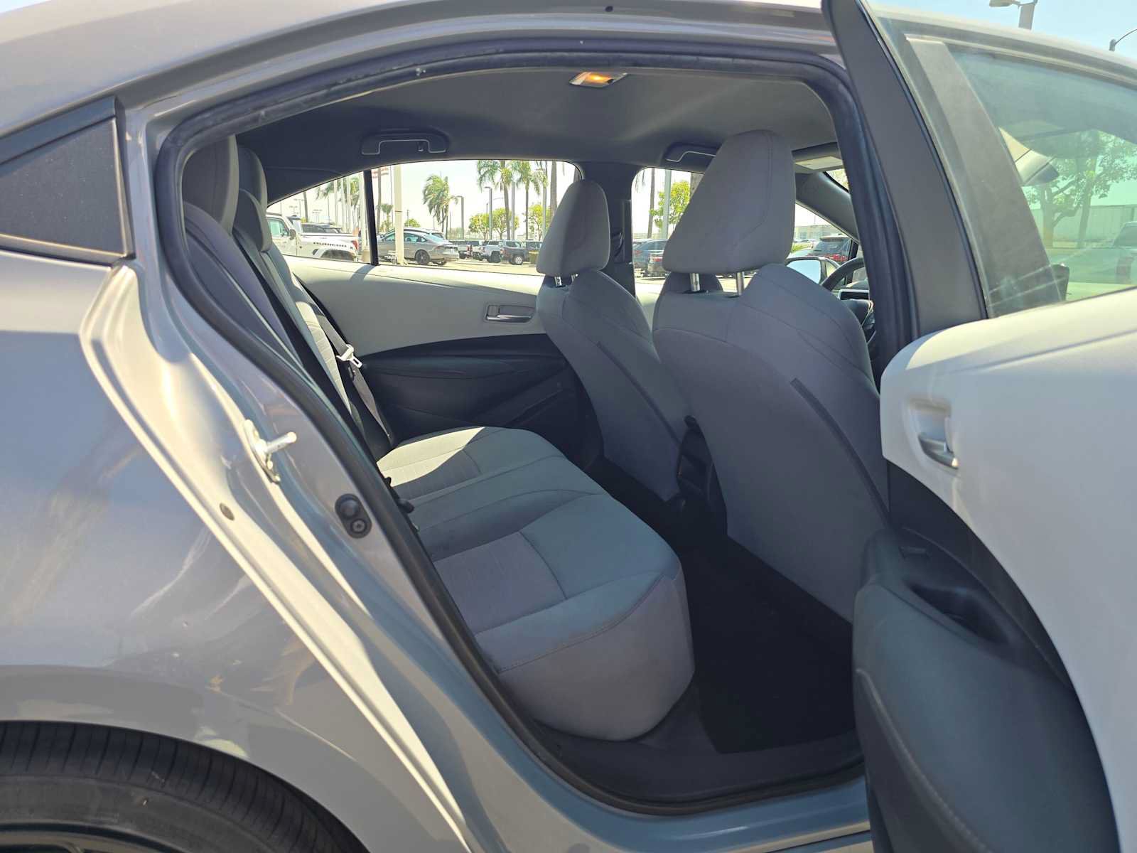 Used 2022 Toyota Corolla SE w/ Carpet Mat Package (TMS) FWD image 12