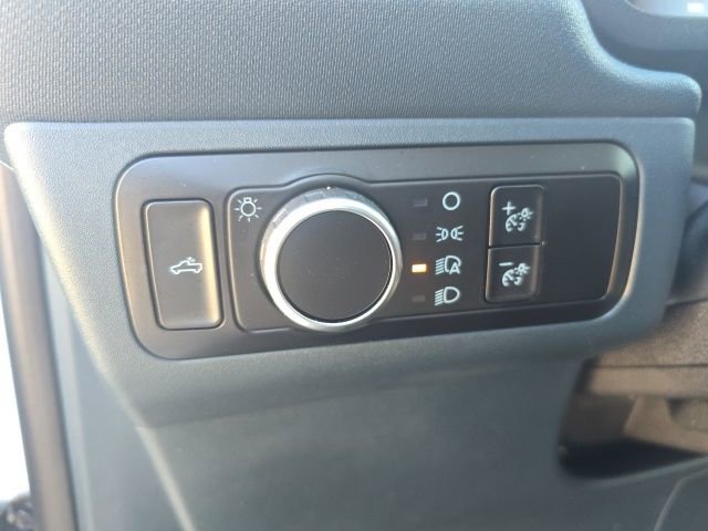 Used 2025 Ford Maverick XLT w/ XLT Luxury Package image 16