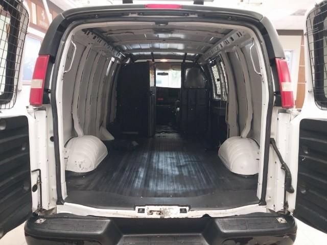 Used 2013 GMC Savana 2500 w/ Cold Climate Package RWD image 3