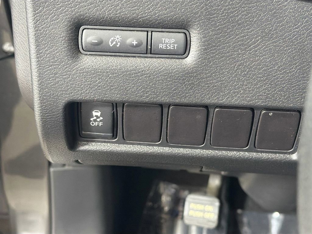 Used 2015 Nissan Murano S AWD/4WD image 13