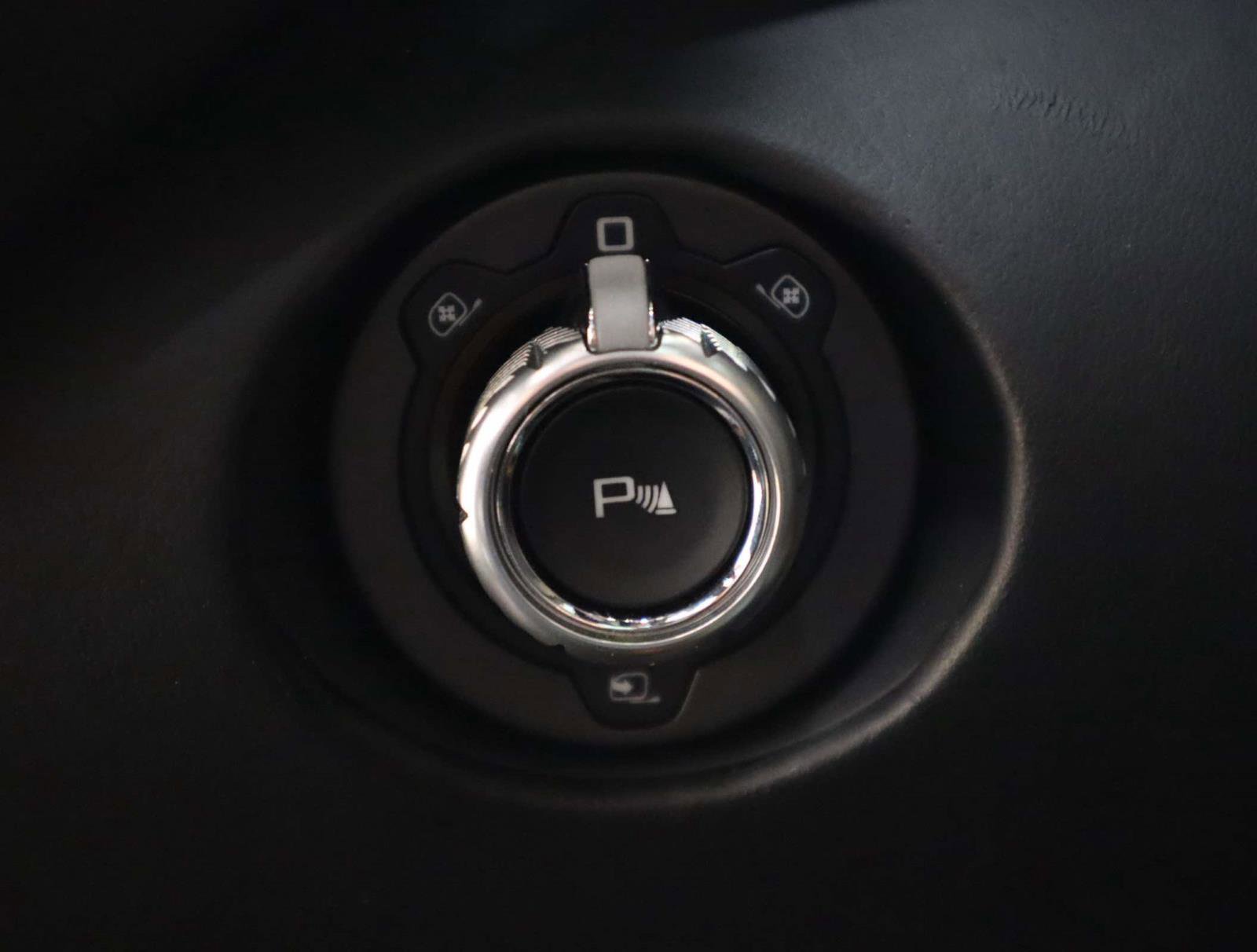 Used 2019 McLaren 720S Luxury RWD image 35