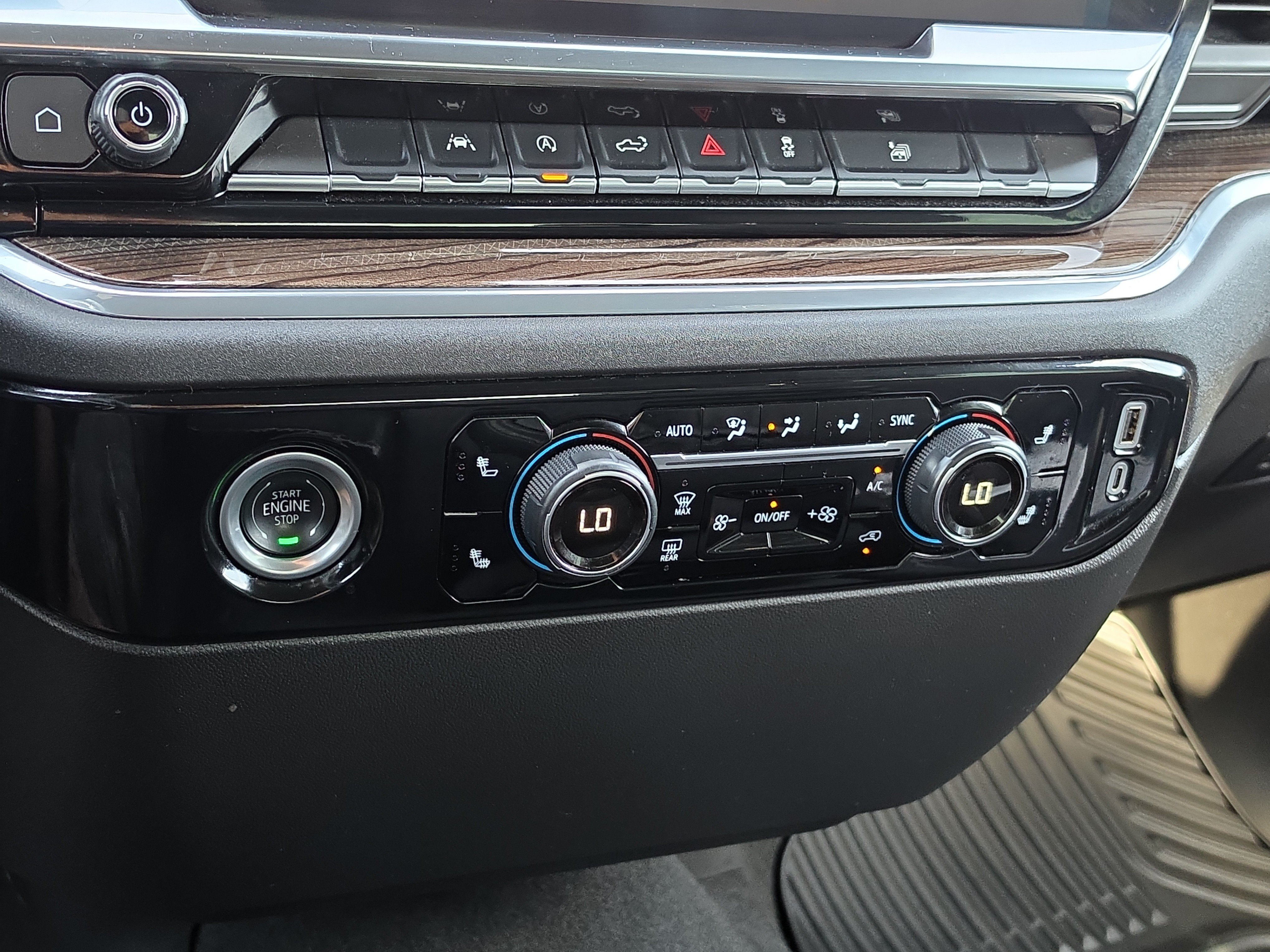 Certified 2024 Chevrolet Silverado 1500 LT RWD image 28