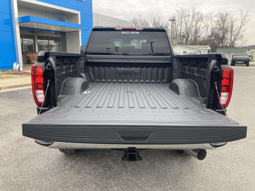 New 2026 GMC Sierra 3500 SLE AWD/4WD image 11