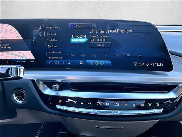 Certified 2025 Cadillac Lyriq Luxury image 8