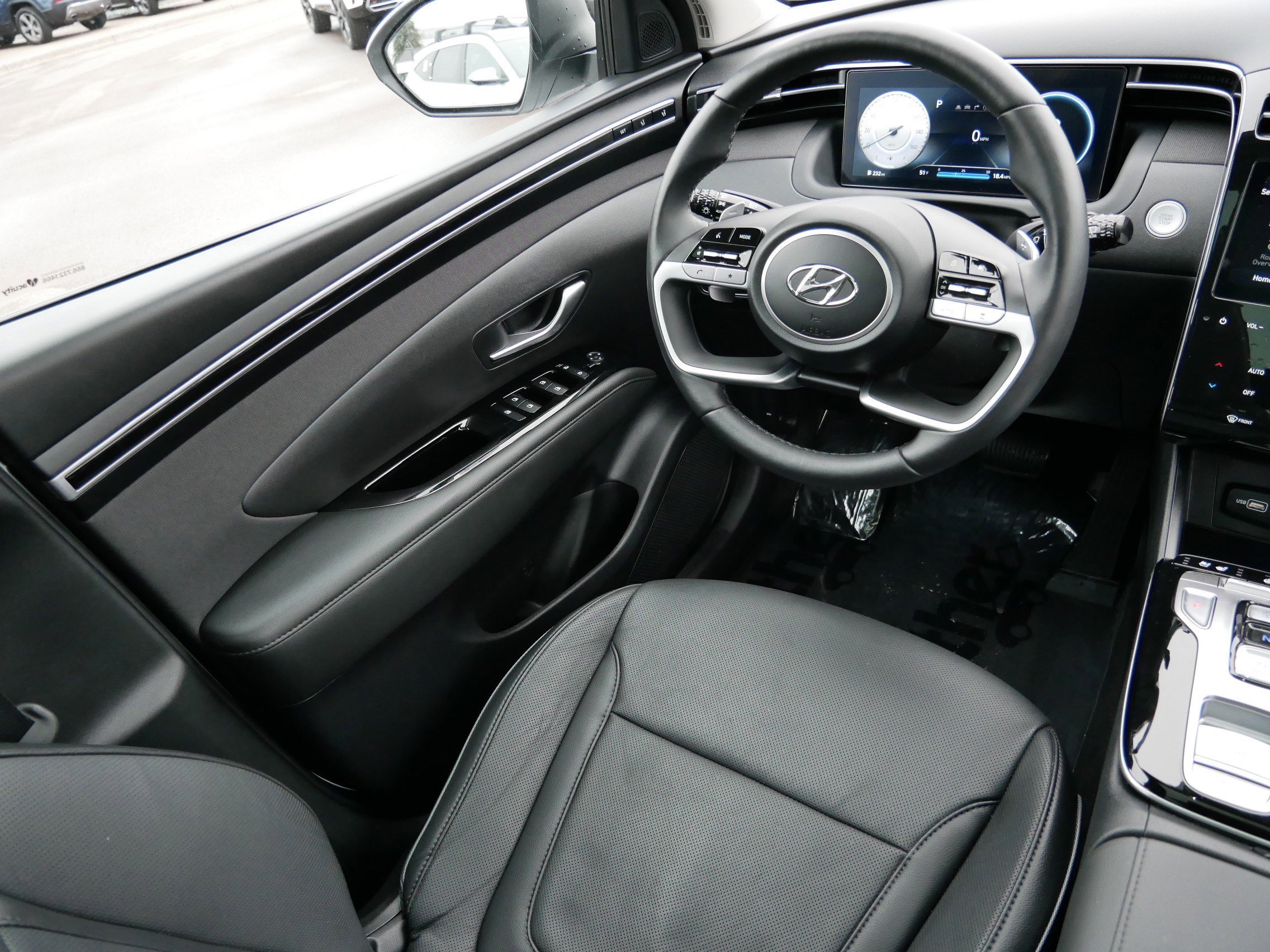 Certified 2024 Hyundai Tucson Limited AWD/4WD image 9