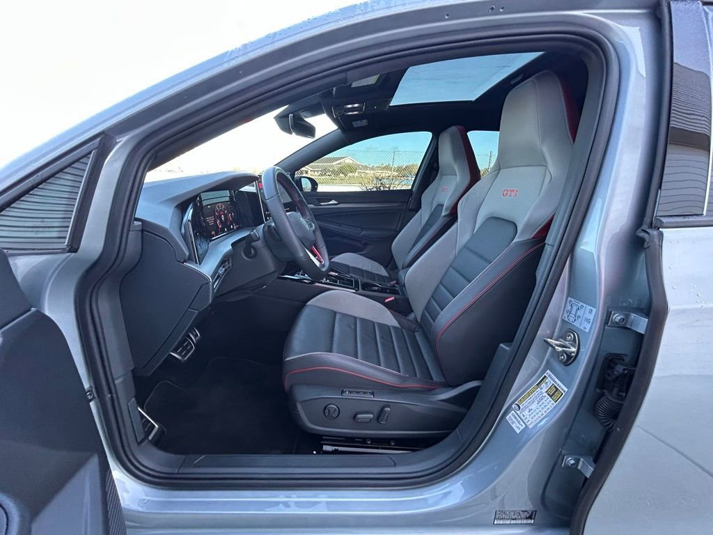 Used 2025 Volkswagen GTI SE w/ SE Leather Seating Package image 15