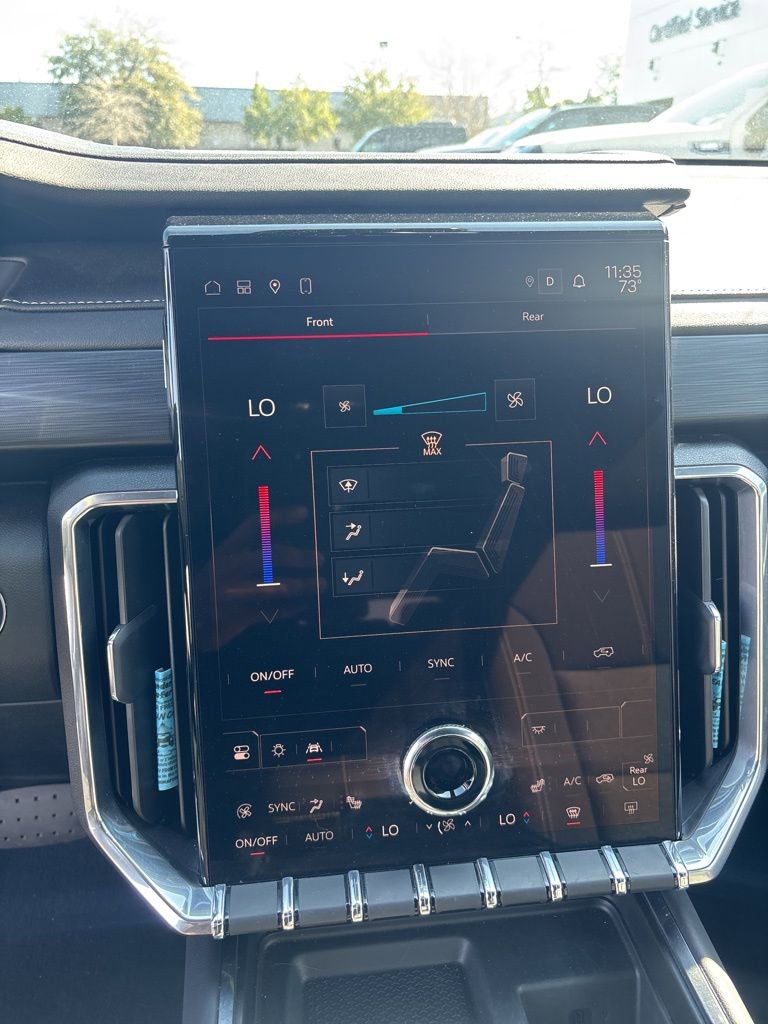 Used 2025 GMC Acadia Elevation image 21