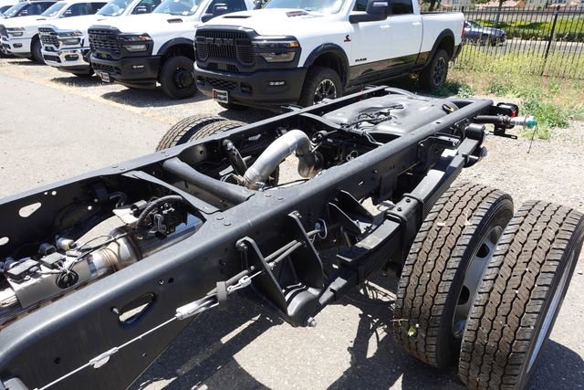 New 2025 RAM 5500 Tradesman AWD/4WD image 25