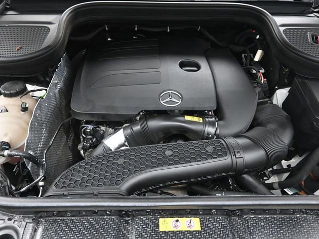 Used 2023 Mercedes-Benz GLE 350 4MATIC w/ Premium Package image 32