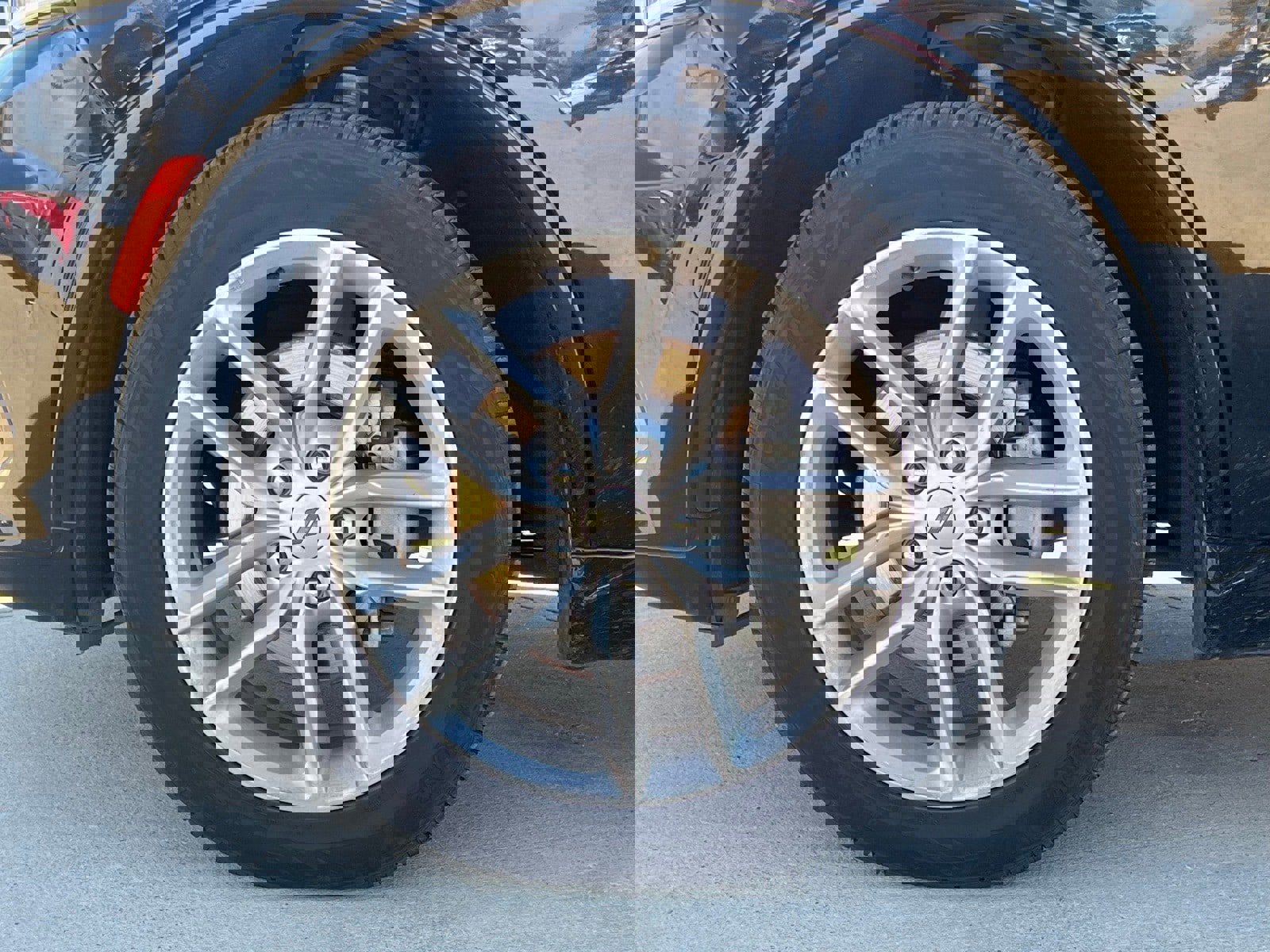 Used 2024 Dodge Durango GT image 8