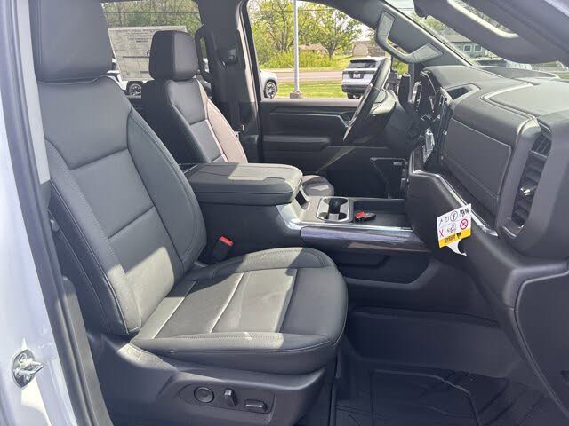 New 2026 Chevrolet Silverado 3500 LTZ w/ LTZ Convenience Package image 7