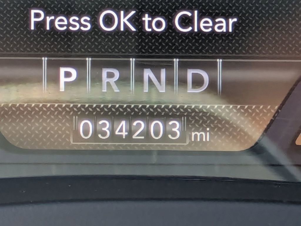 Used 2024 RAM 1500 Laramie image 19