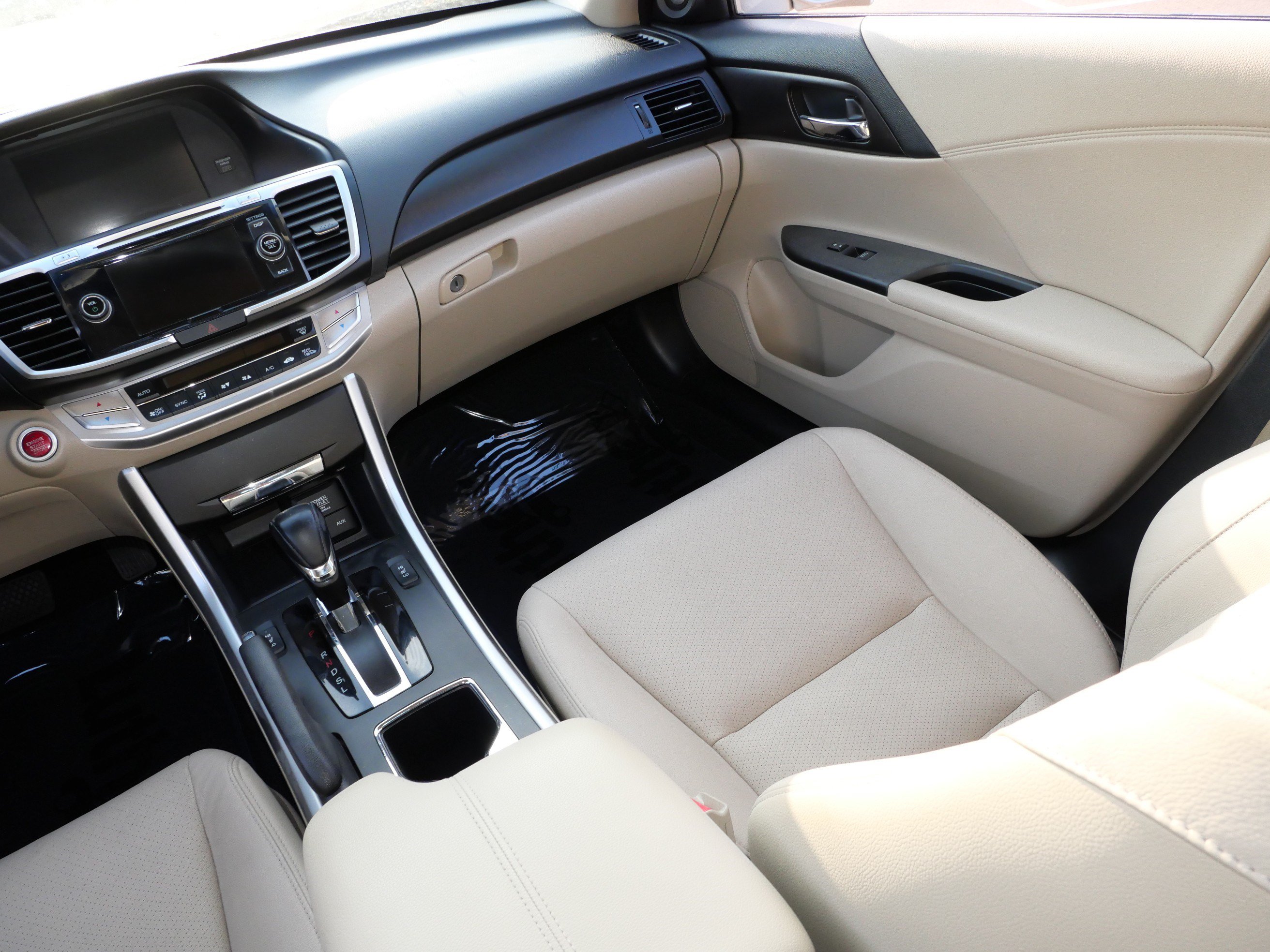 Used 2013 Honda Accord EX-L image 11