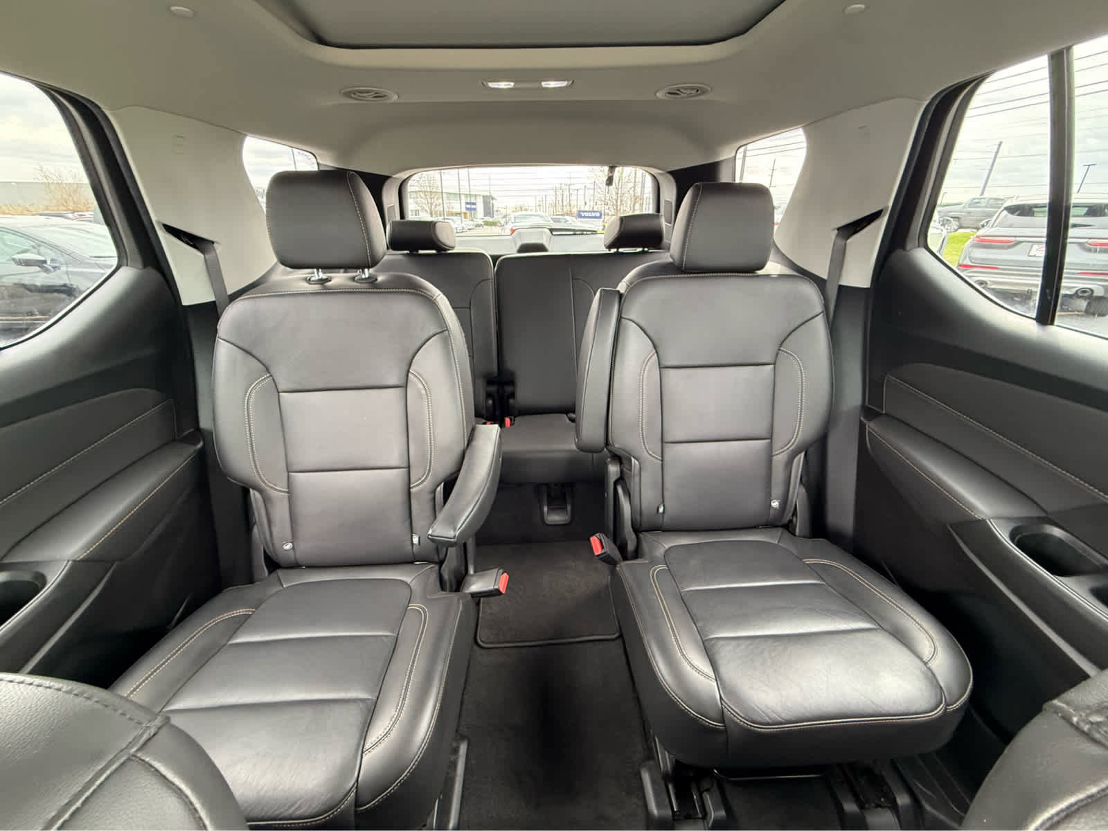 Used 2020 Chevrolet Traverse RS image 21