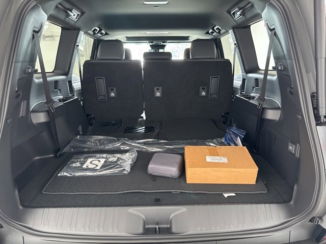 Used 2025 Lexus GX 550 w/ Cold Area Package image 48