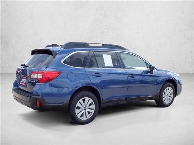 Used 2019 Subaru Outback 2.5i Premium w/ Popular Package #2 AWD/4WD image 4
