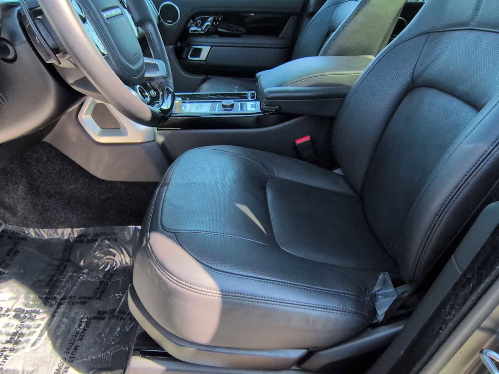 Used 2021 Land Rover Range Rover P525 Westminster Edition LWB image 17