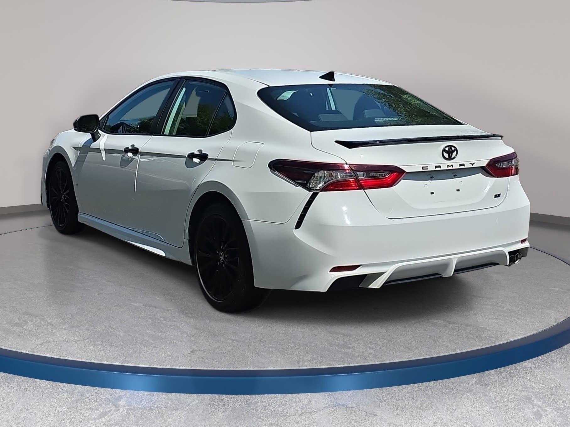 Used 2021 Toyota Camry SE FWD image 7
