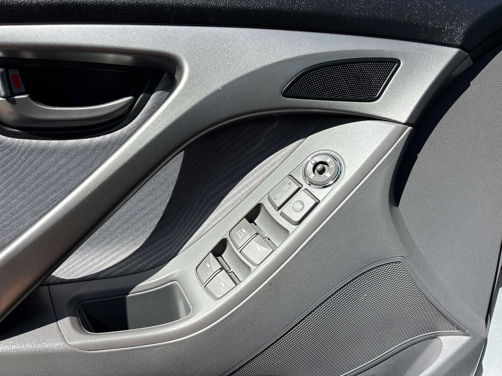 Used 2013 Hyundai Elantra GLS w/ Preferred Pkg FWD image 14