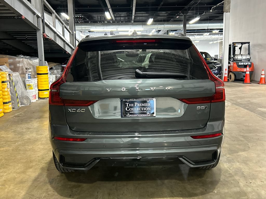 New 2026 Volvo XC60 B5 Plus w/ Climate Package AWD/4WD image 3