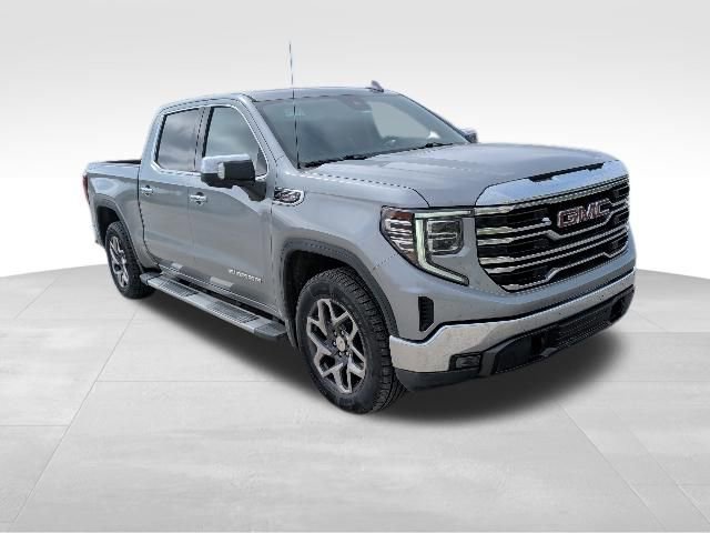 Used 2023 GMC Sierra 1500 SLT w/ SLT Premium Package AWD/4WD image 2