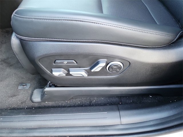 New 2026 Hyundai Ioniq 9 Limited image 18