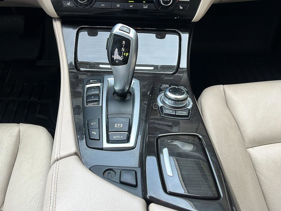 Used 2013 BMW 535i image 29