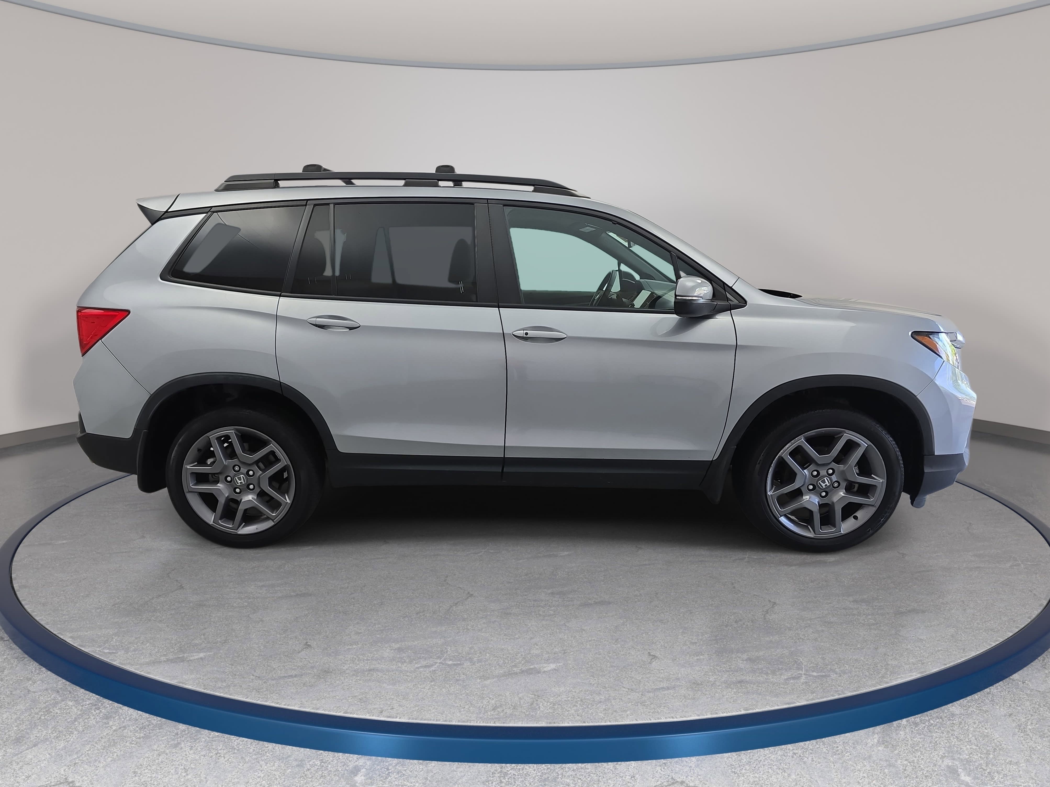 Certified 2023 Honda Passport EX-L image 4