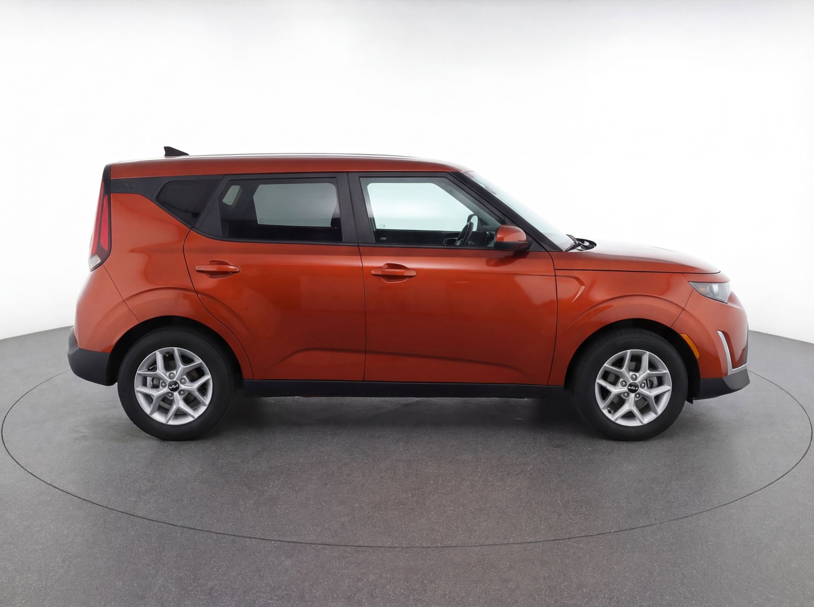 Used 2023 Kia Soul LX w/ Option Group 015 image 11