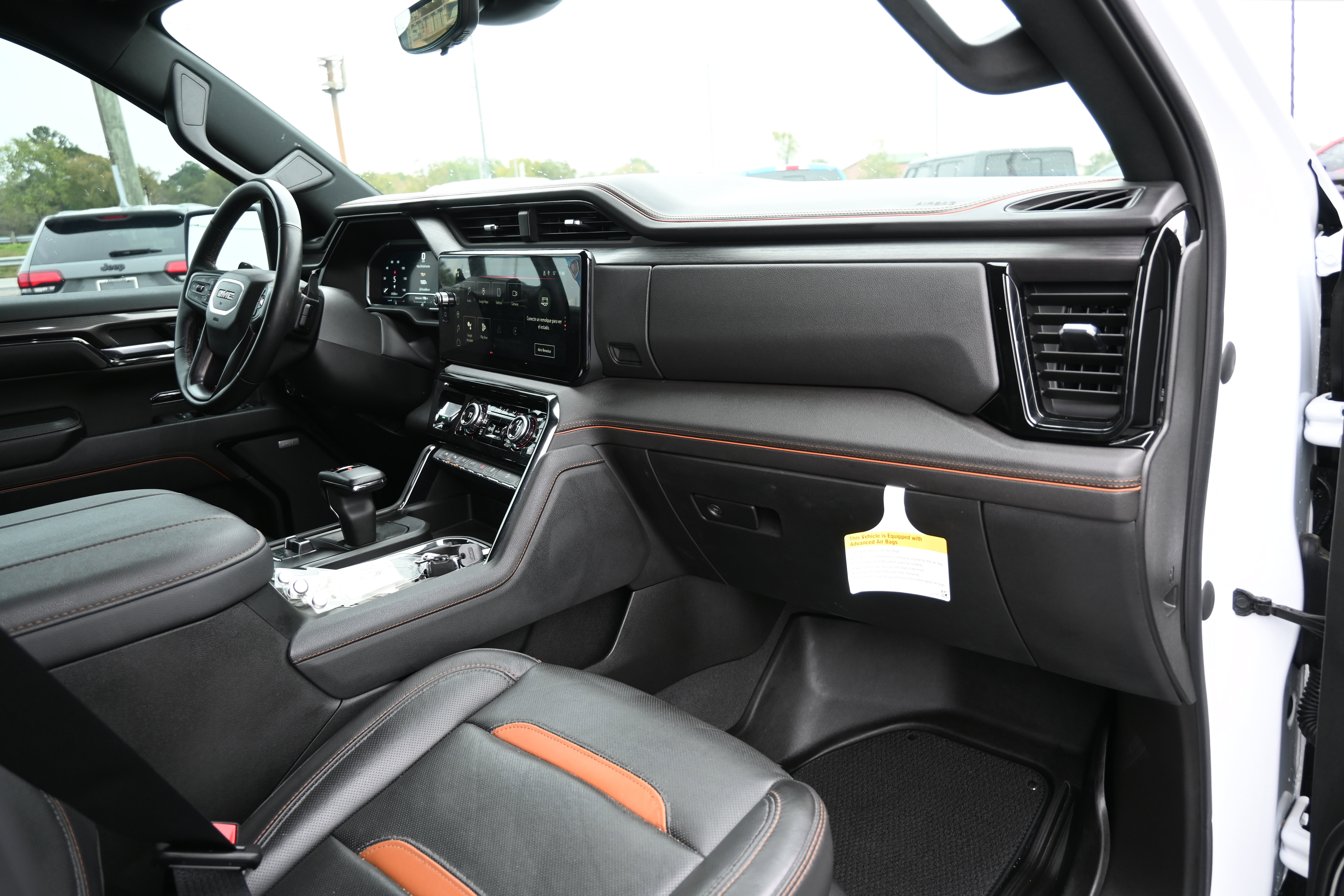 Used 2023 GMC Sierra 1500 AT4 w/ AT4 Premium Package image 15