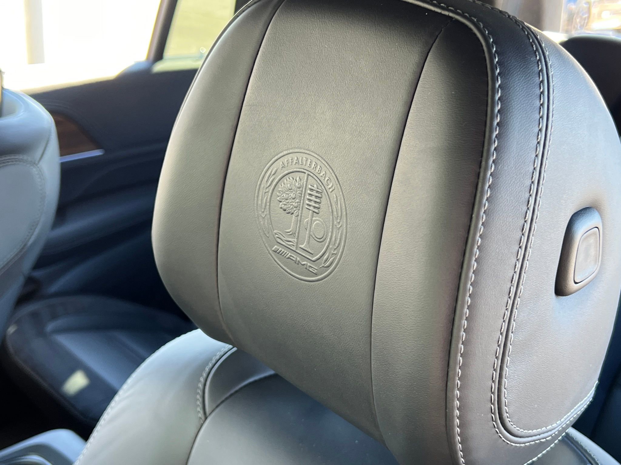 Used 2025 Mercedes-Benz GLS 63 AMG 4MATIC image 40