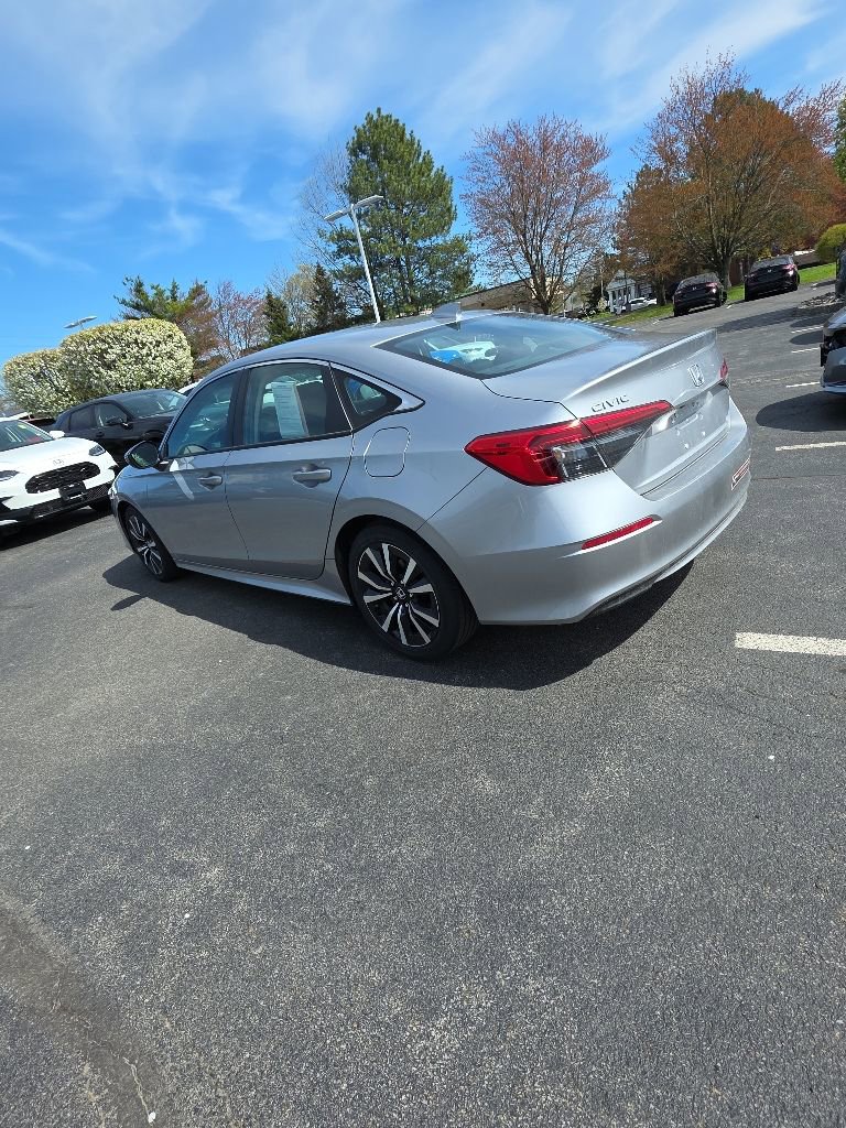 Used 2024 Honda Civic EX image 5