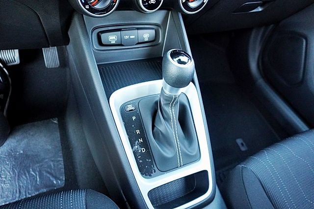New 2026 Hyundai Venue SE FWD image 32