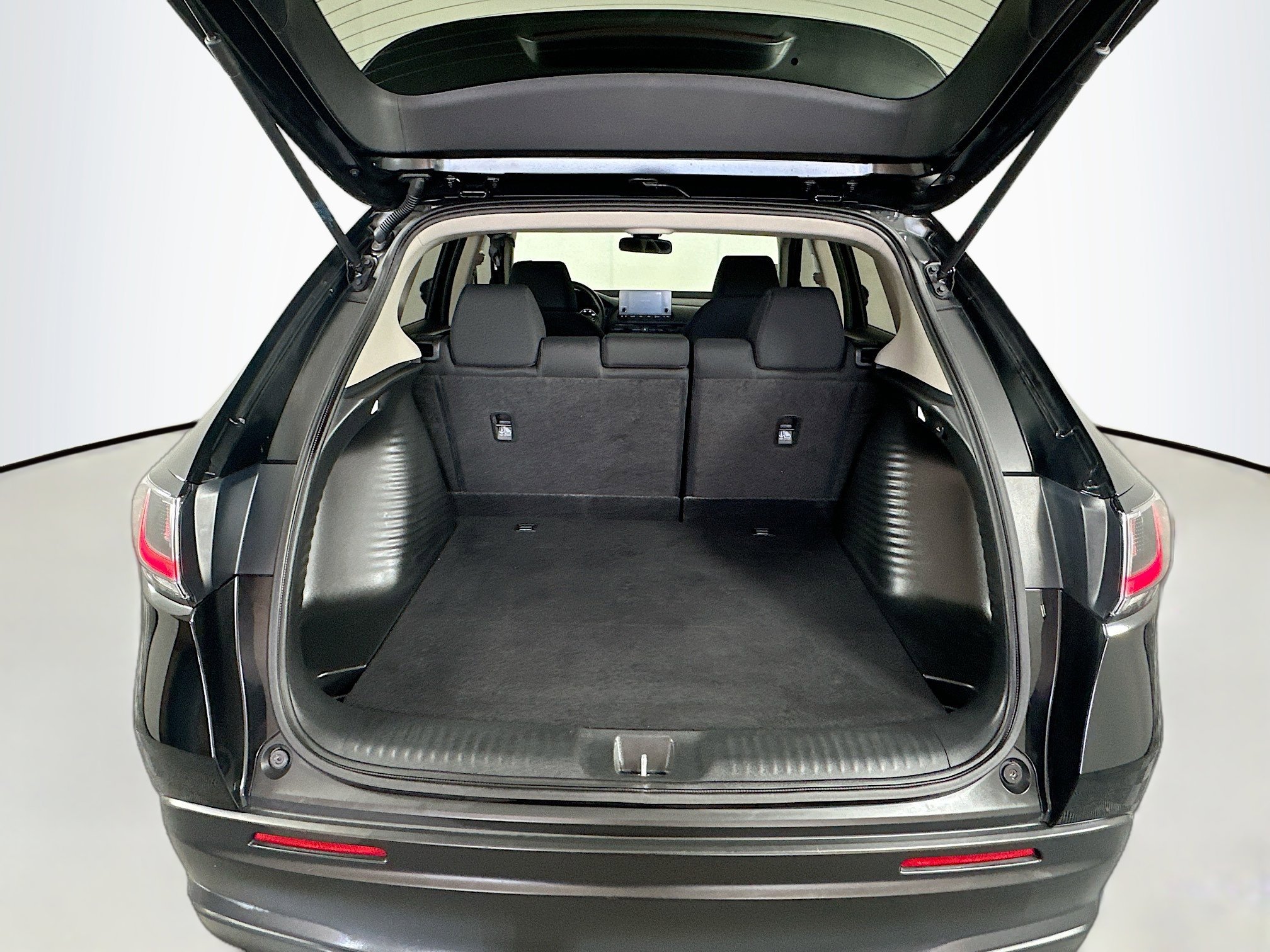 Certified 2023 Honda HR-V LX image 23