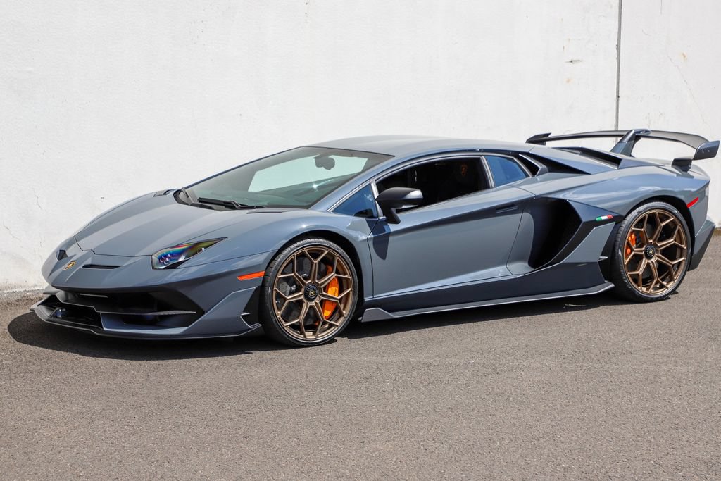 Used 2019 Lamborghini Aventador SVJ AWD/4WD image 29