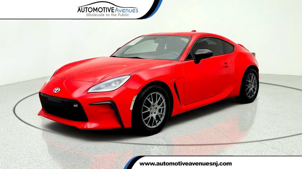 Used 2022 Toyota GR86 Premium RWD video 1