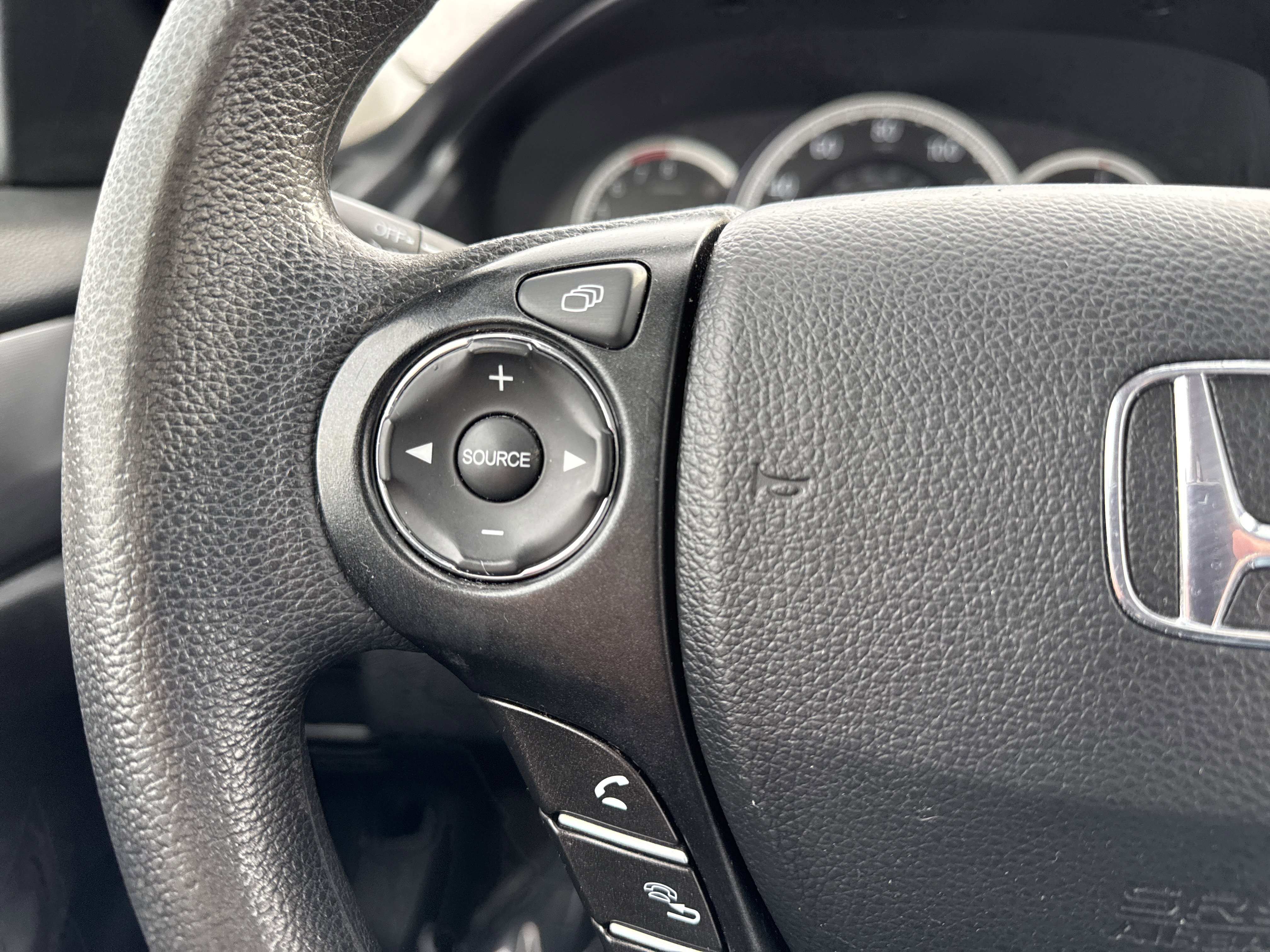 Used 2015 Honda Accord LX image 23