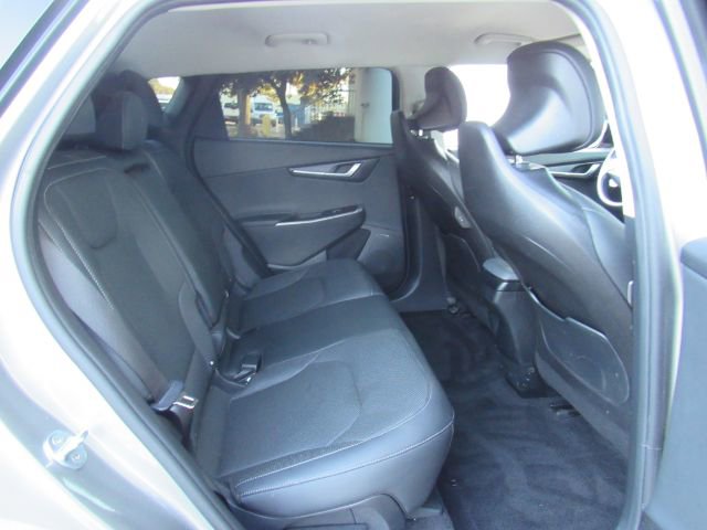 Used 2022 Kia EV6 Wind image 21