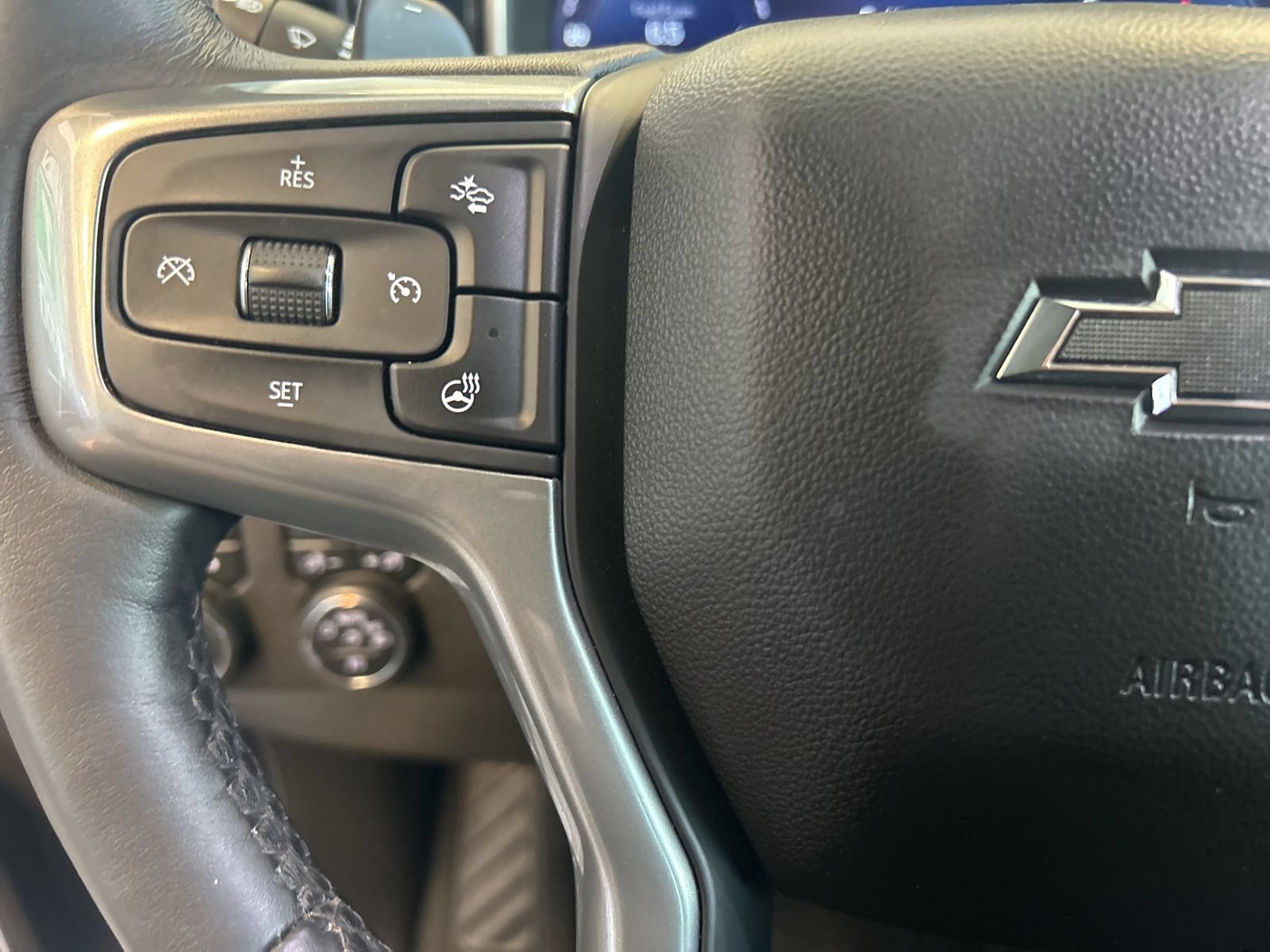 Used 2023 Chevrolet Silverado 1500 RST w/ Protection Package AWD/4WD image 18