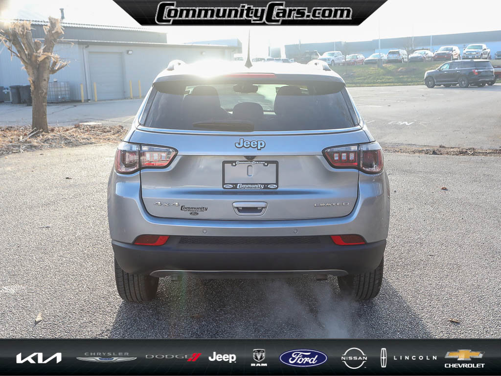 Used 2024 Jeep Compass Limited image 6