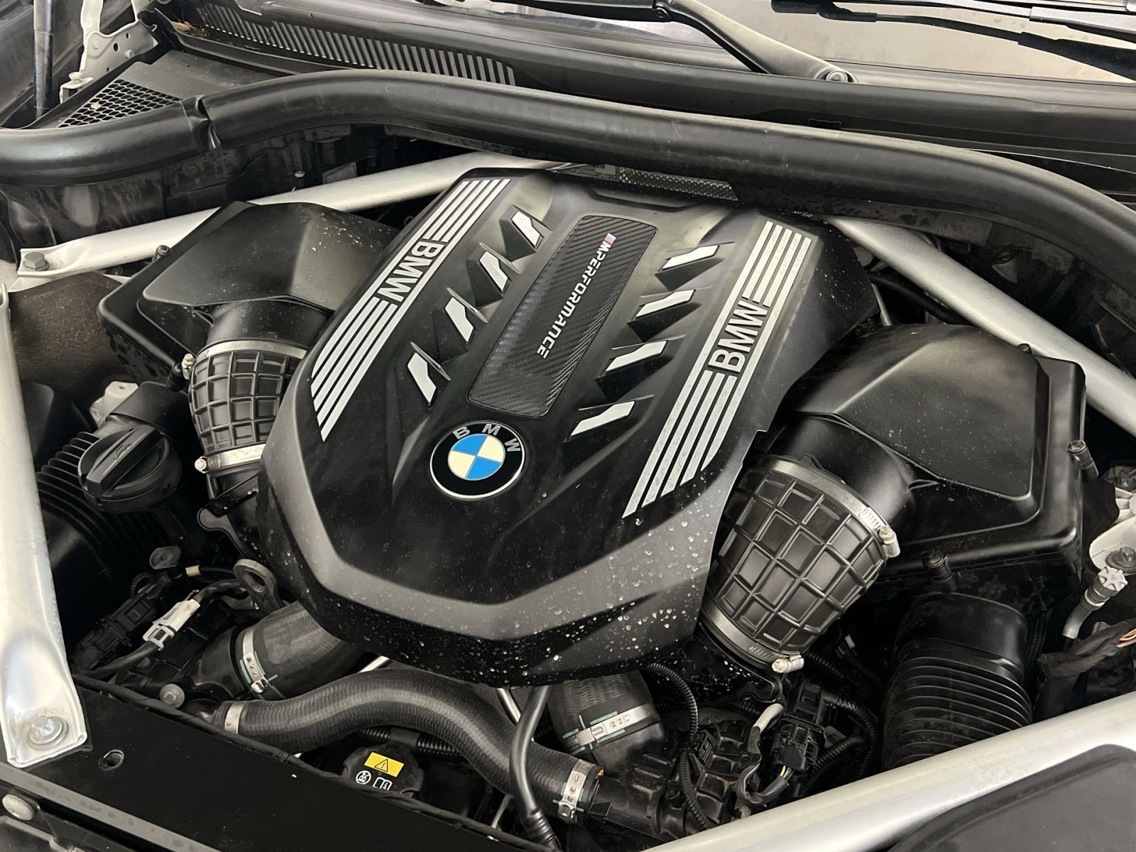 Used 2022 BMW X7 M50i image 26