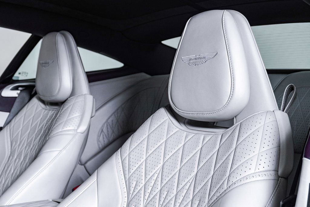 Used 2024 Aston Martin DB12 Coupe RWD image 4