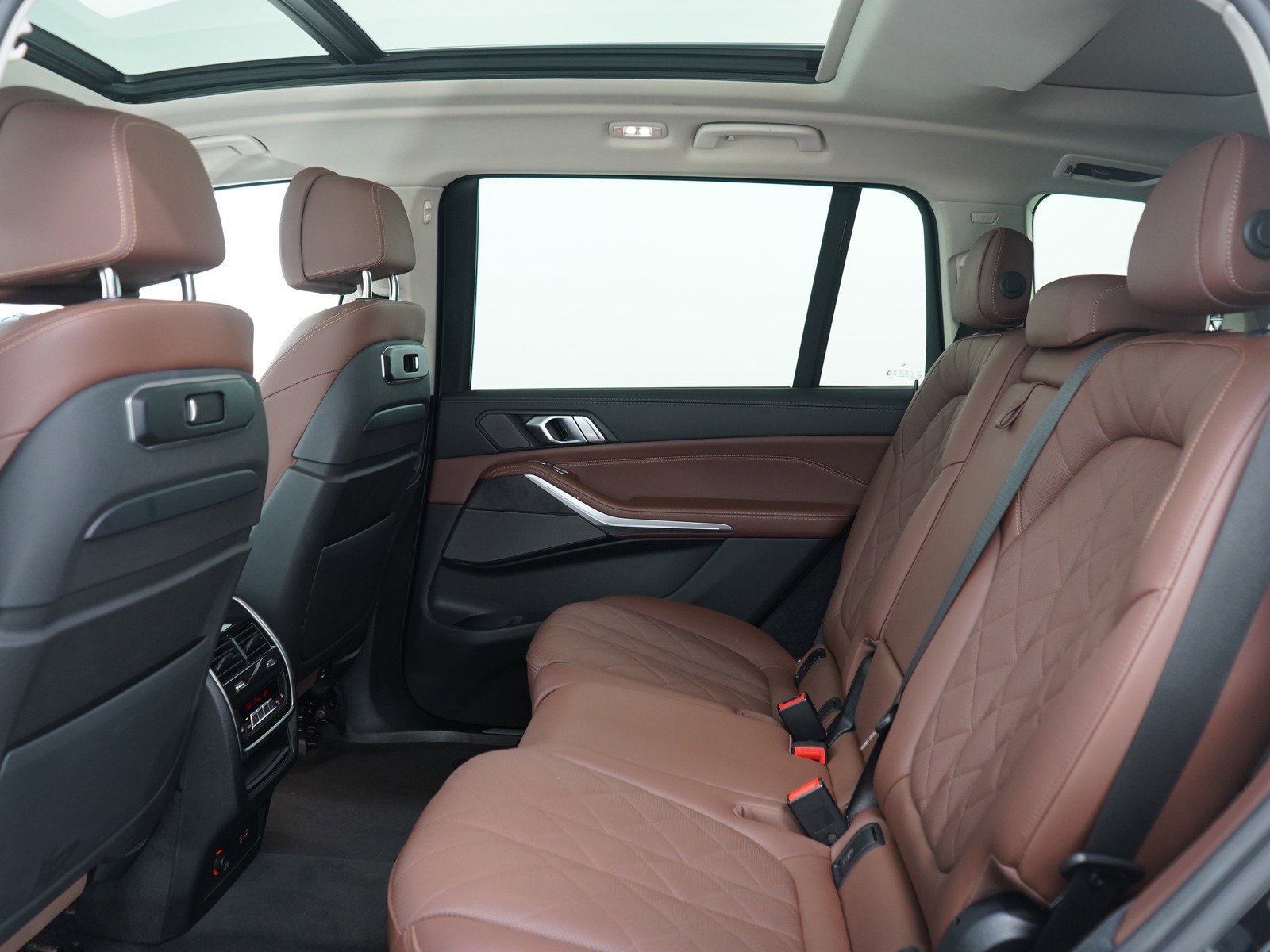 Used 2023 BMW X7 xDrive40i w/ Premium Package image 22