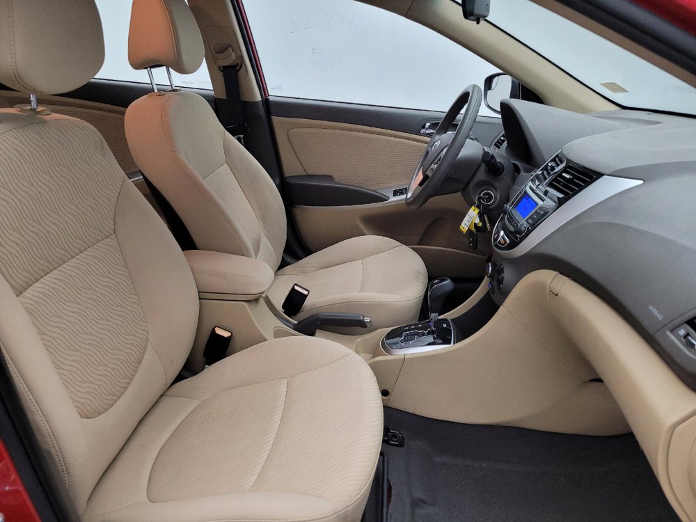 Used 2014 Hyundai Accent GLS w/ Option Group 2 FWD image 21