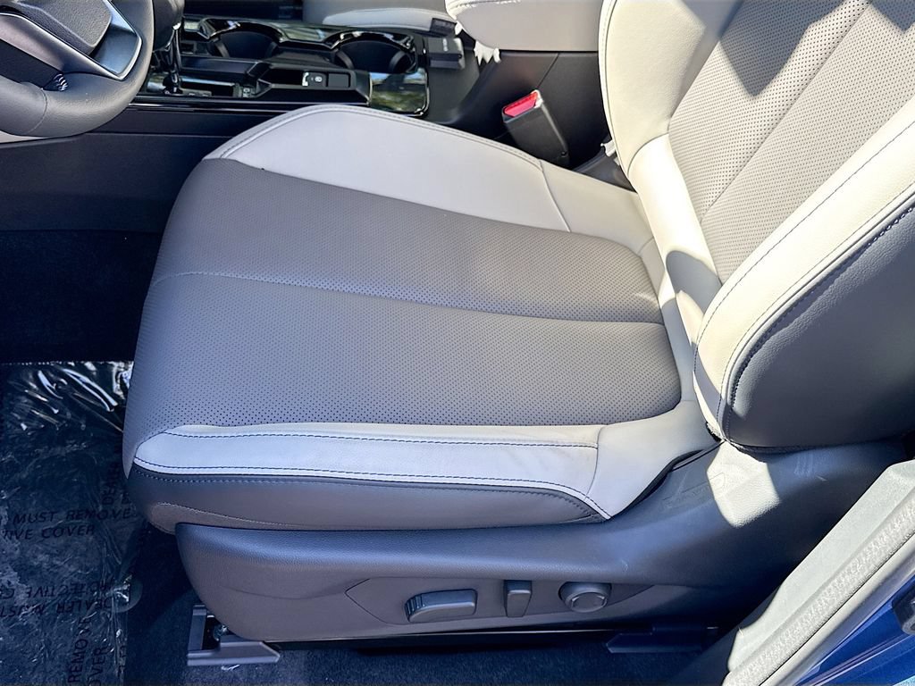 Used 2026 Subaru Forester Limited AWD/4WD image 23