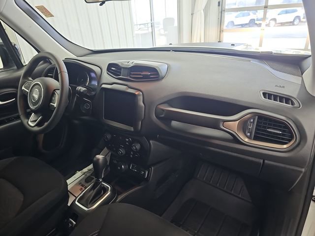 Used 2023 Jeep Renegade Latitude AWD/4WD image 28