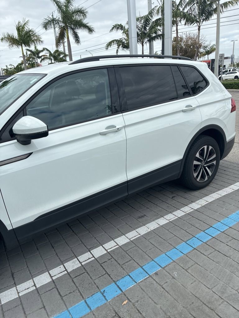 Used 2022 Volkswagen Tiguan S FWD image 2