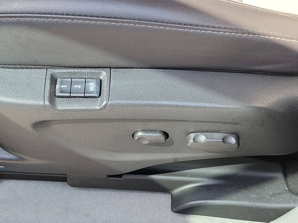 Used 2016 Buick Encore Premium w/ Experience Buick Package image 19