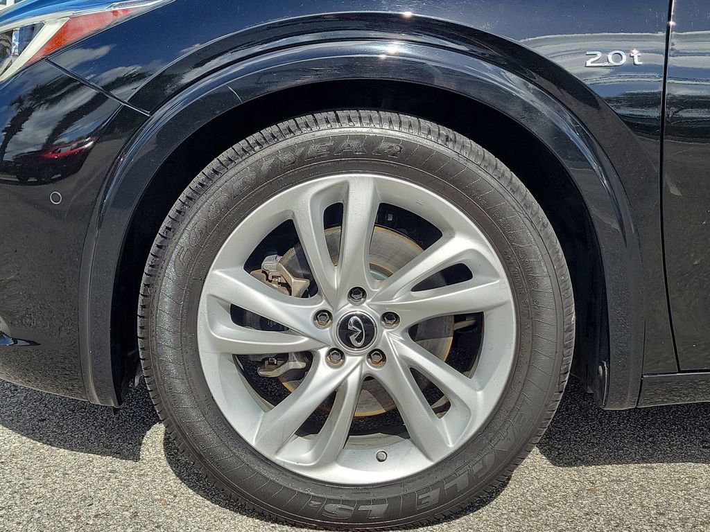 Used 2019 INFINITI QX30 image 6