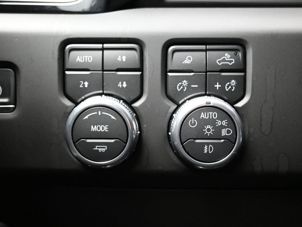 Used 2025 GMC Sierra 1500 AT4 image 26